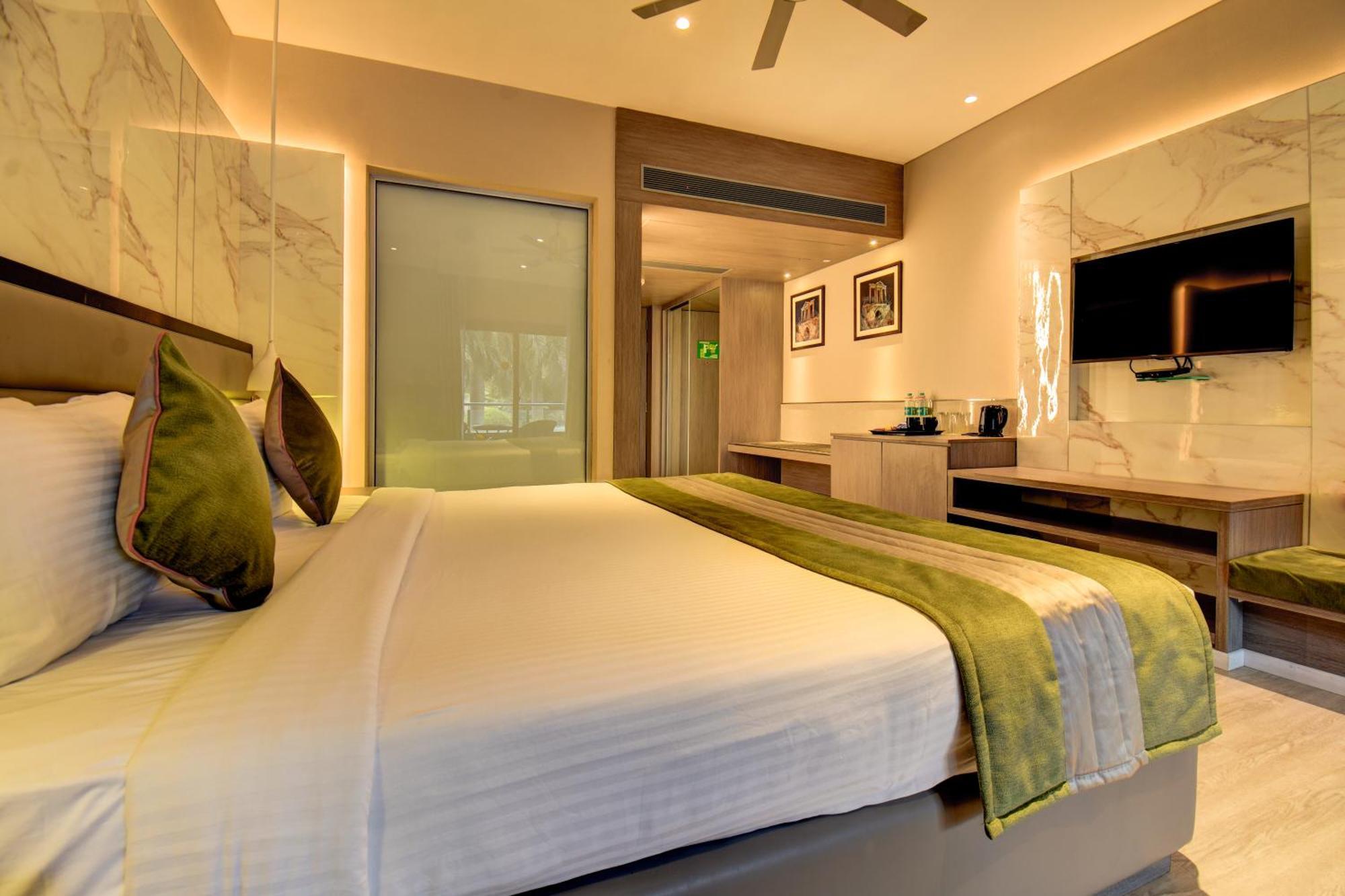 The Corinthians Resort And Club Pune Zewnętrze zdjęcie Deluxe Room