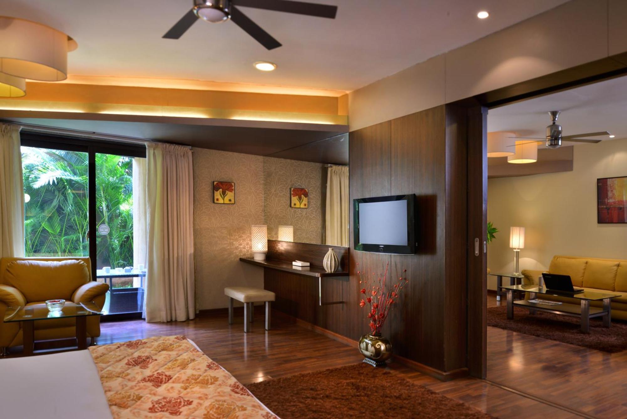 The Corinthians Resort And Club Pune Zewnętrze zdjęcie Suite at the Taj Bengal